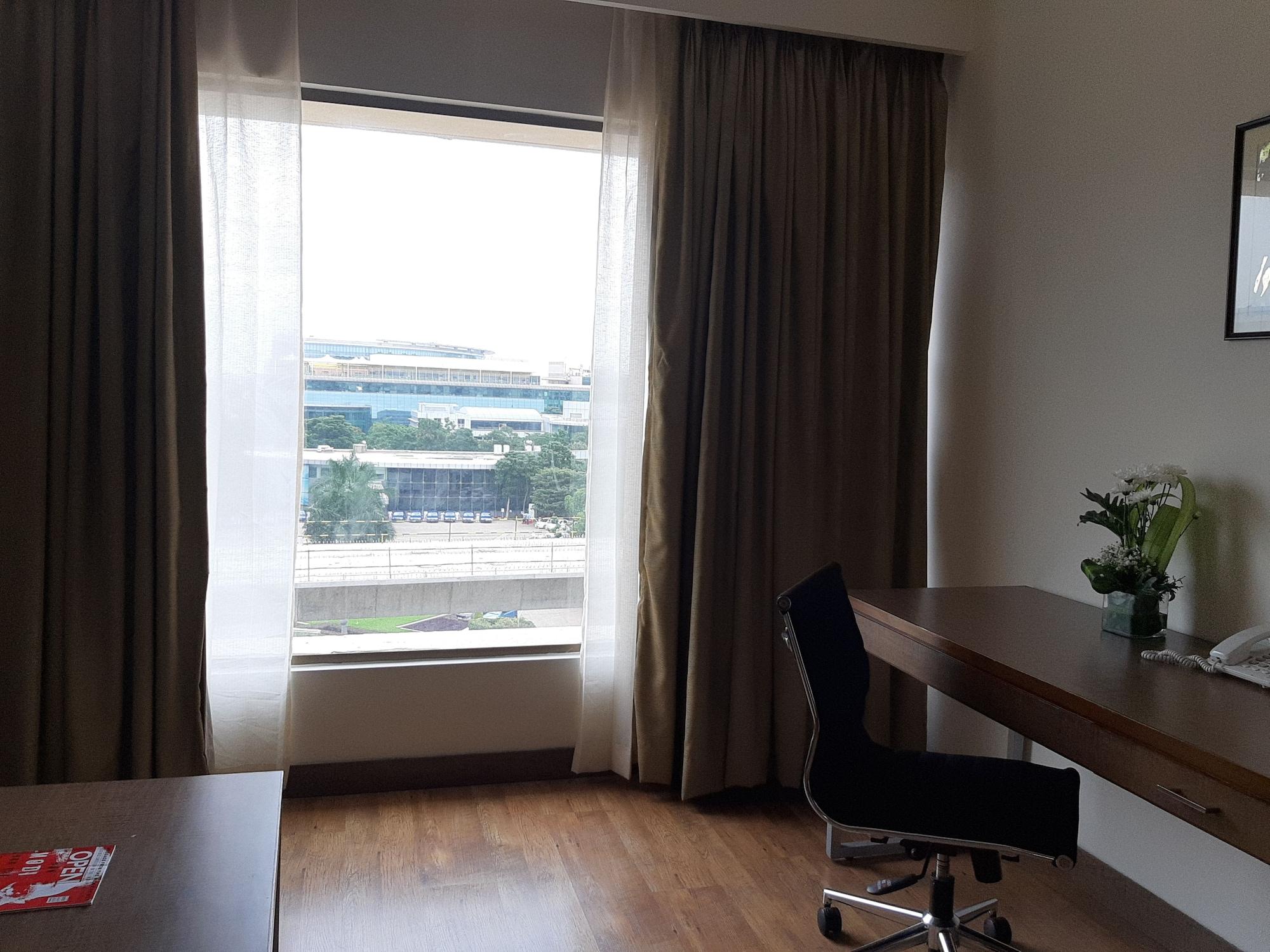 Trinity Hotel Bengaluru Екстериор снимка