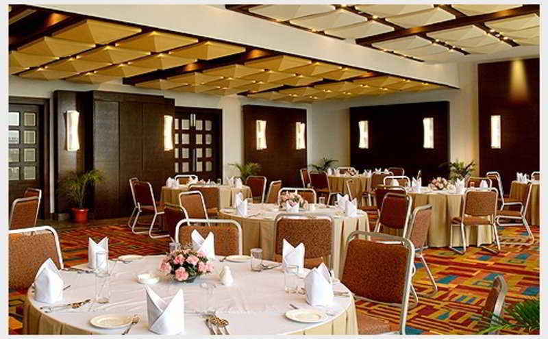 Trinity Hotel Bengaluru Екстериор снимка